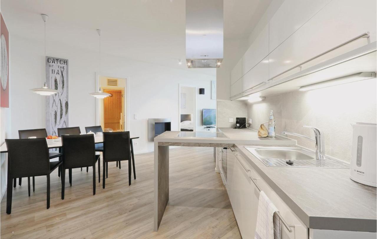 Nice Apartment In Luebeck Travemuende With Kitchen Esterno foto